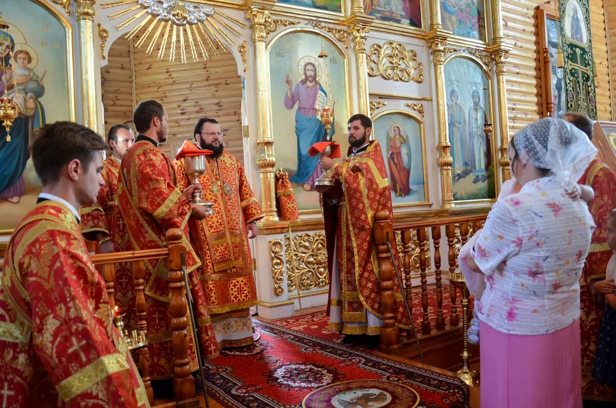 Престольный праздник отметил храм. Борисо-глебский храм с. куртниково. борисо-глебский храм с. куртниково, истринский район. борисоглебский храм раменское настоятель отец алексей. борисо глебская плишкинская церковь череповецкий.