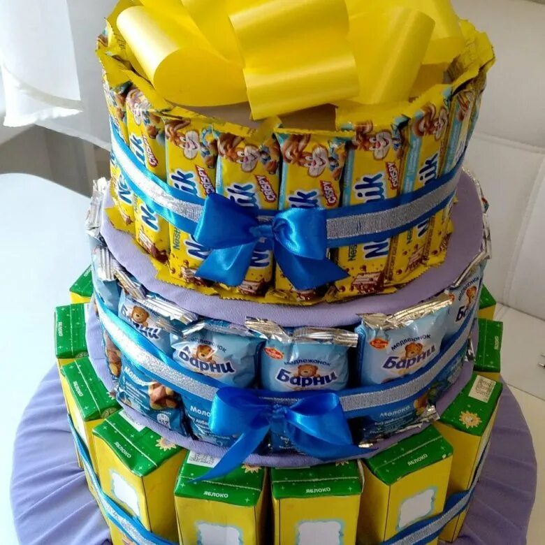 торт из барни. торт барни и сок. торт из барни. торт в садик. торт из барни и сока на день рождения в детский сад.