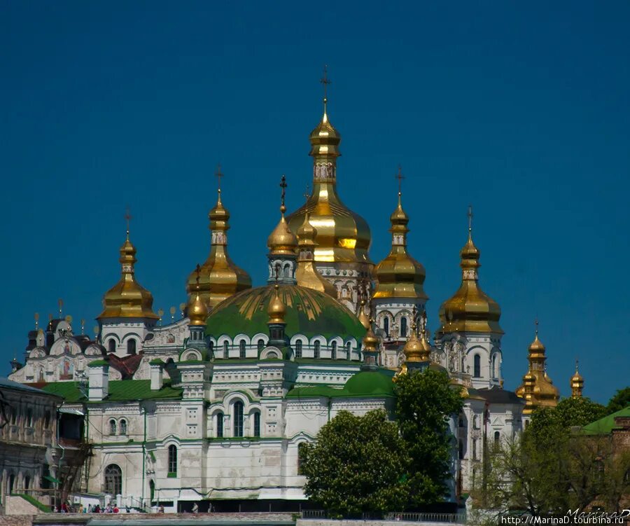 Киево печерская лавра монастырь. Святая успения киево печерская лавра. Киево печерская лавра нижняя. Святыни киево-печерской лавры. Киево печерский мужской монастырь 1051.