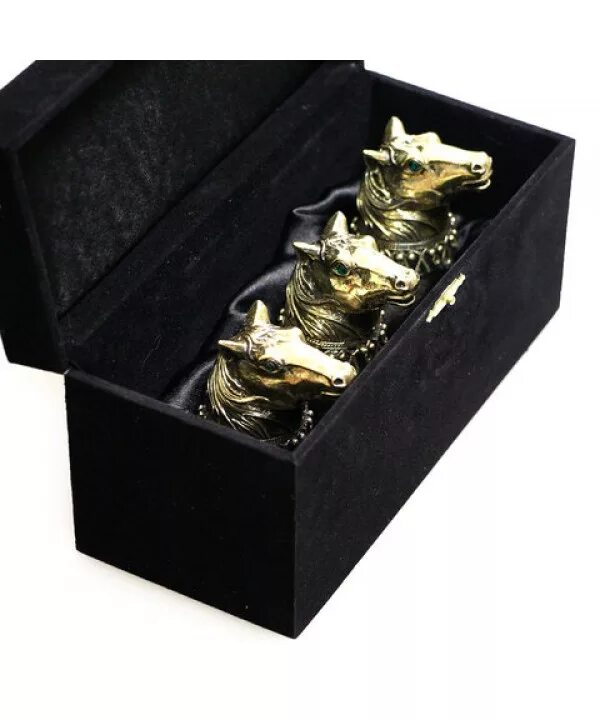 Подарочные стопки-перевертыши латунь. Подарок перевертыш. Подарок перевертыш. Набор стопок перевертыши - 2. Стопки подарочные с быком.