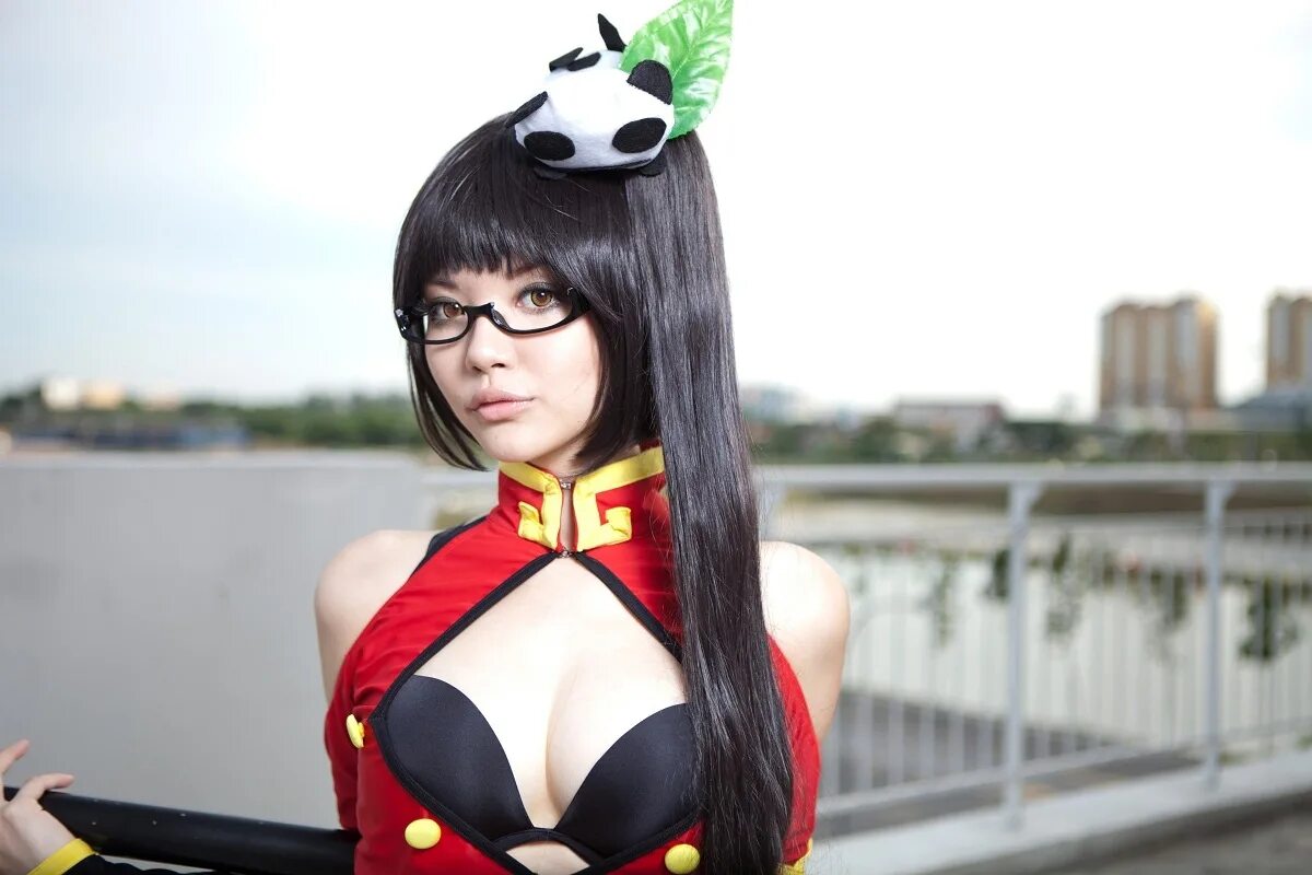 Косплеерша liz katz. Горячие девушки косплей. Девушки косплей горячие. Рин тосака косплей хот. Горячие девушки косплей.