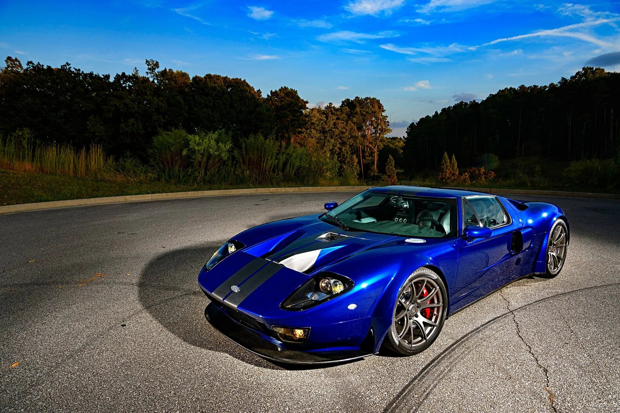 Включи синий машина. Форд ГТ 40. Ford gt40 Blue. Ford gt 2005. Форд ГТ синий.