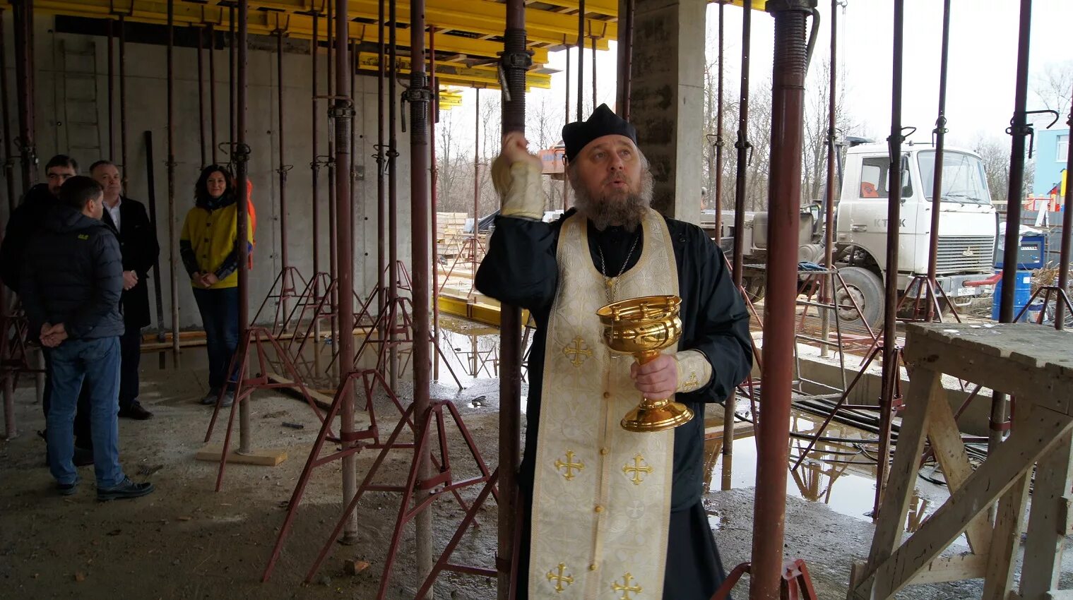 Самой освятить дом. Освящение дома. освятить дом. чин освящения дома по требнику. освящение домой.