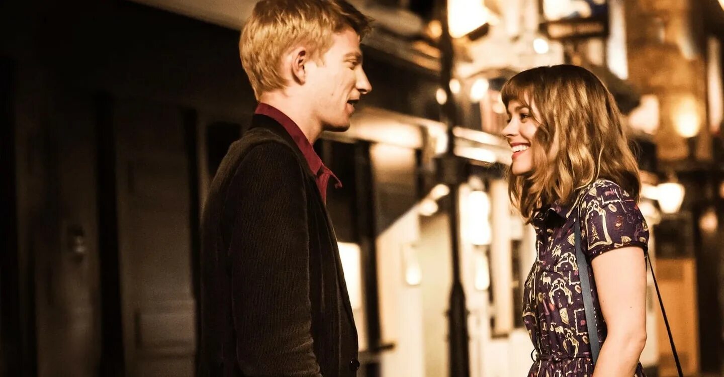 Рэйчел макадамс бойфренд из будущего. Бойфренд из будущего фильм 2013. 2013 - бойфренд из будущего, реж. Рэйчел макадамс бойфренд из будущего. Рэйчел макадамс в фильме бойфренд из будущего.