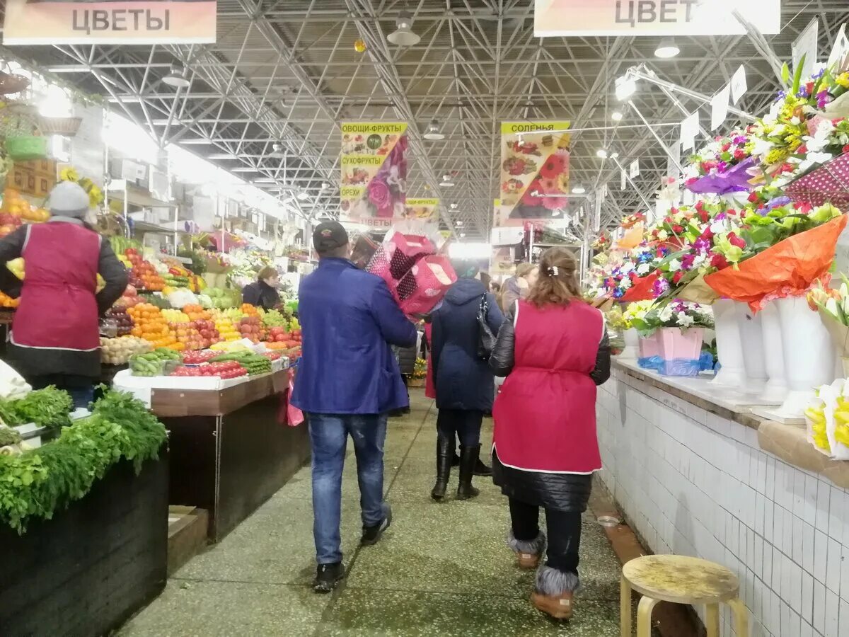 Рижский вокзал Цветочная база. Цветочная база Рижский рынок. Рижский вокзал цветочный рынок. Магазин цветов Рижский рынок.