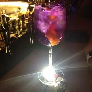 Кокос лаунж бар