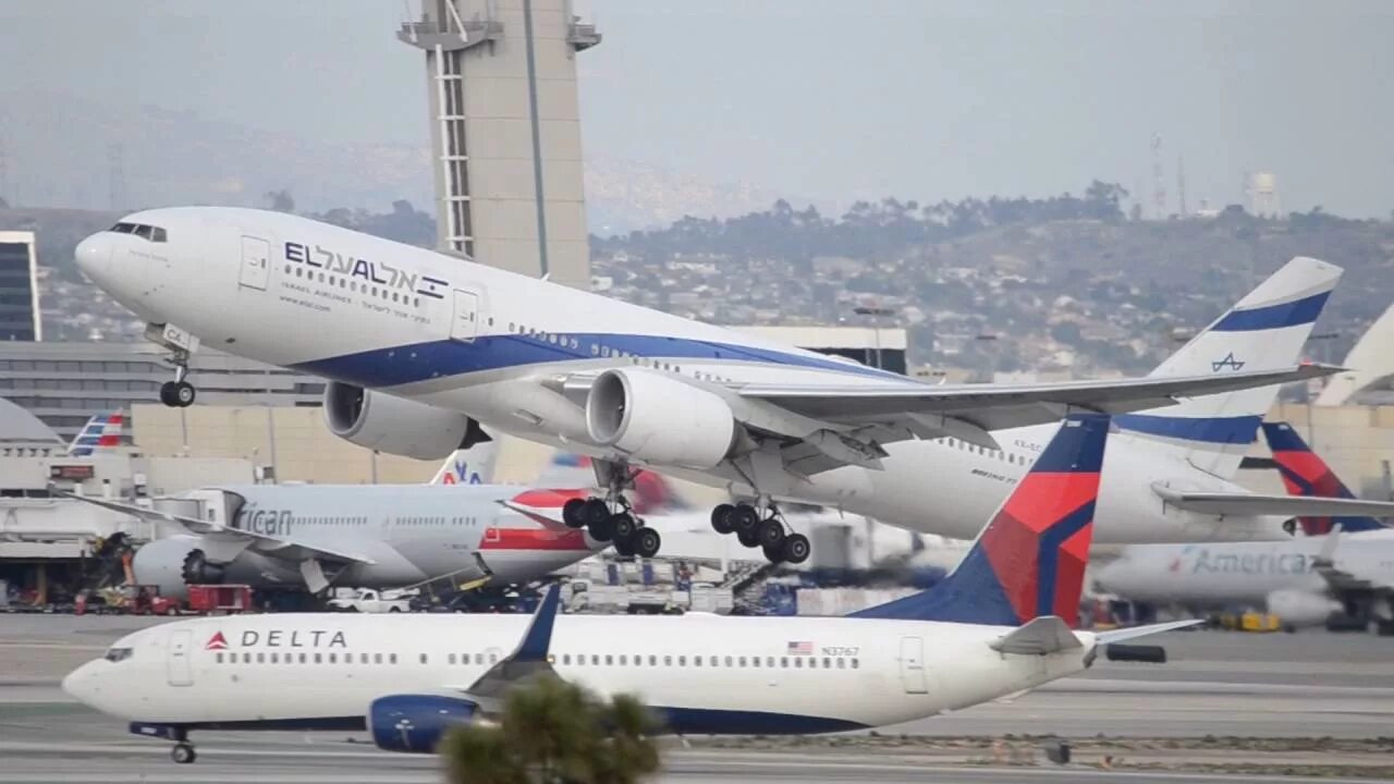 El al israel. Боинг 777 200 el al. El al Israel Airlines авиакомпания. El al Israel Airlines Boeing 777-200 / 200er. Боинг 777 в Эль Аль.