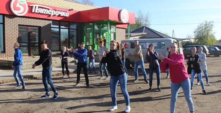 Парк зуевка кировская область. Зуевка слободской. Гимназия 1 волоколамск. Парк зуевка кировская область. Зуевка кировская область подслушано.