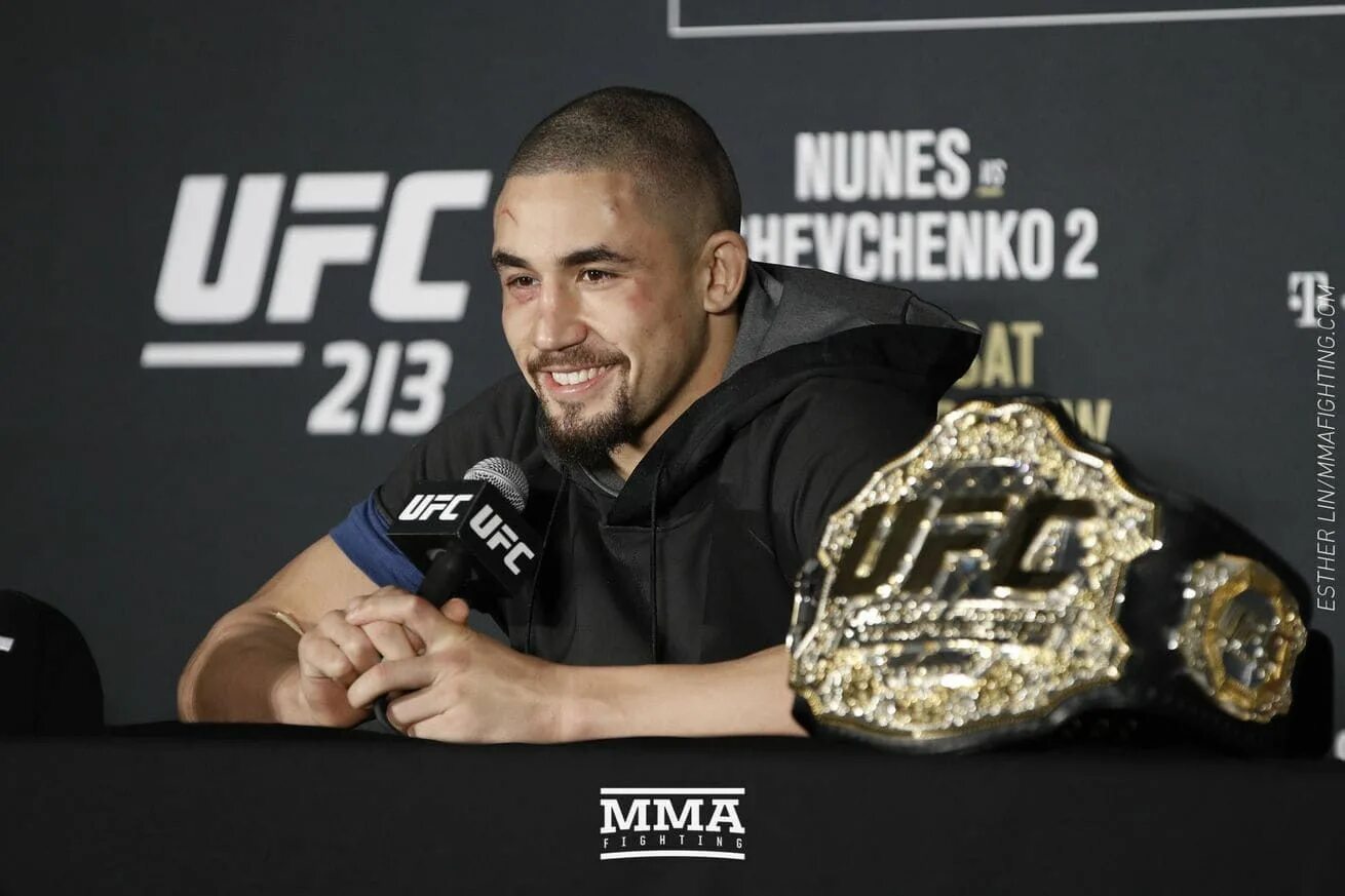 Уитакер рекорд. Уитакер боец юфс. Robert whittaker. Уитакер рекорд. Уитакер рекорд.