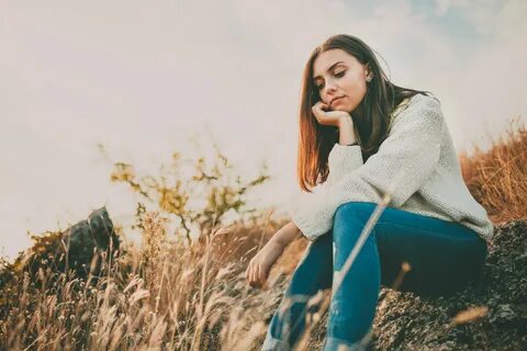 Ей людей думая что