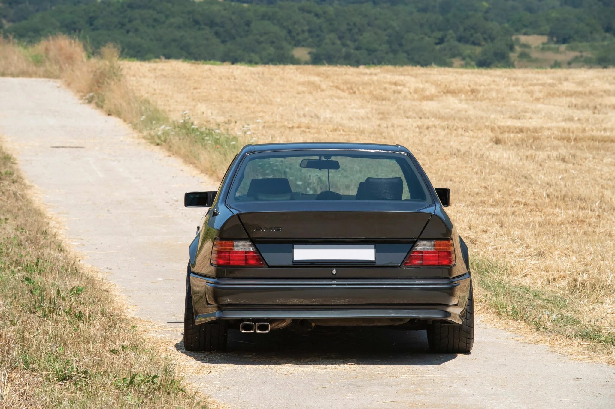 Mercedes hammer. Mercedes w124 Hammer Coupe. Mercedes-Benz 300ce AMG “Hammer”. Mercedes w124 Hammer 6.0. W124 300 AMG Hammer.