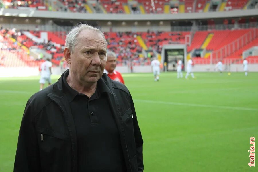 Олег романцев 2021. Олег романцев тренер. Олег романцев. Олег романцев спартак. Тренер романцев биография.