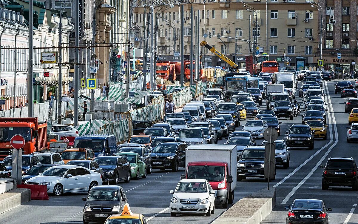 Помеха г. Шумовое загрязнение. Городской шум. Шумный транспорт. Шумовое воздействие автомобилей.