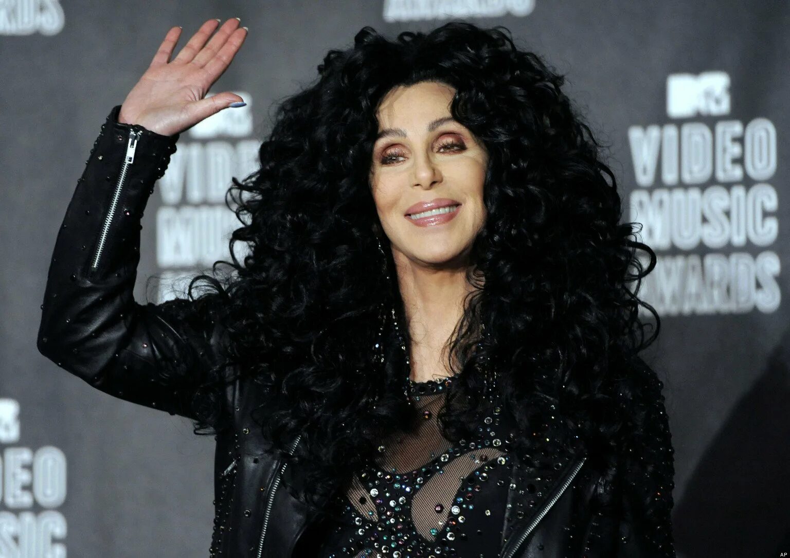 Шер вышла замуж. Шер. шер фото. cher певица.
