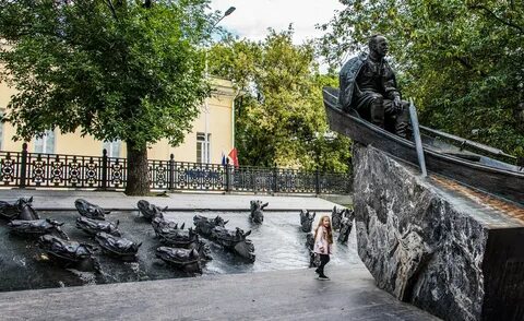Памятник шолохову