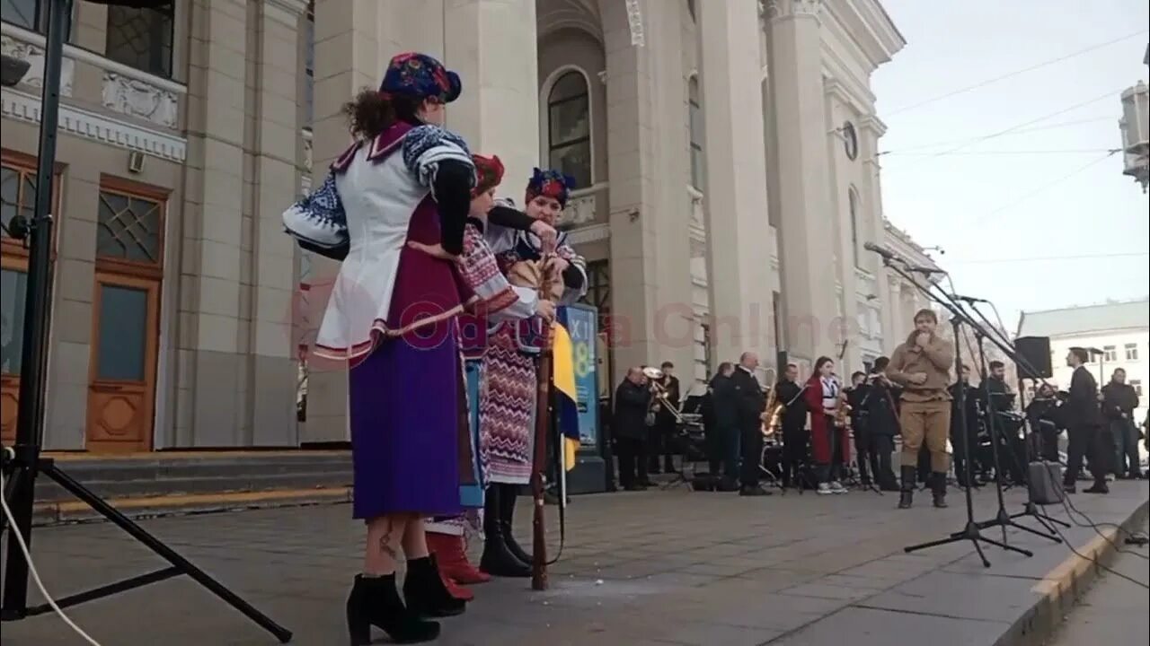 Дерусификация украины. Марш вышиванок. Юморина фото. Одесские праздники. День дурака фото.