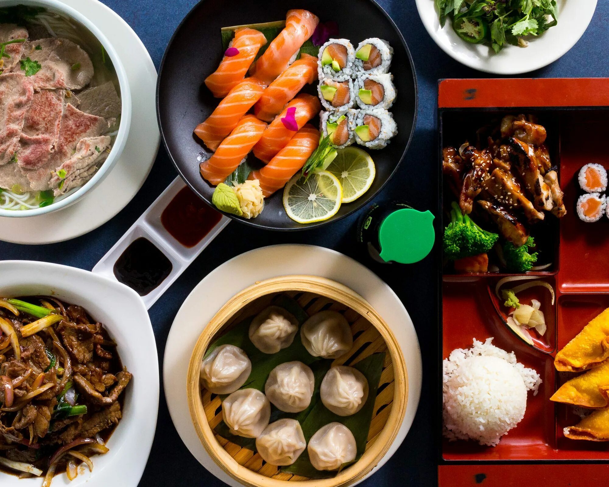 Кухня восточной азии. Японские блюда. Asia food. Азиатская кухня блюда. Паназиатская кухня.