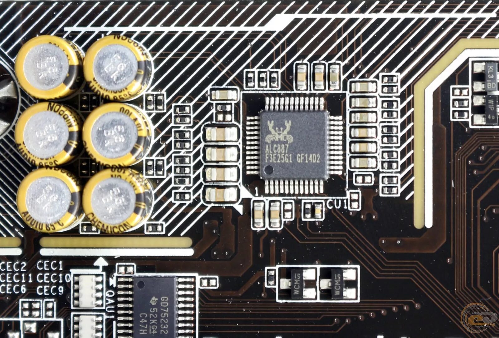 Hda realtek alc887. Realtek alc887 codec. Аудио кодек alc887. Alc888 схема включения. Даташит микросхема alc887.