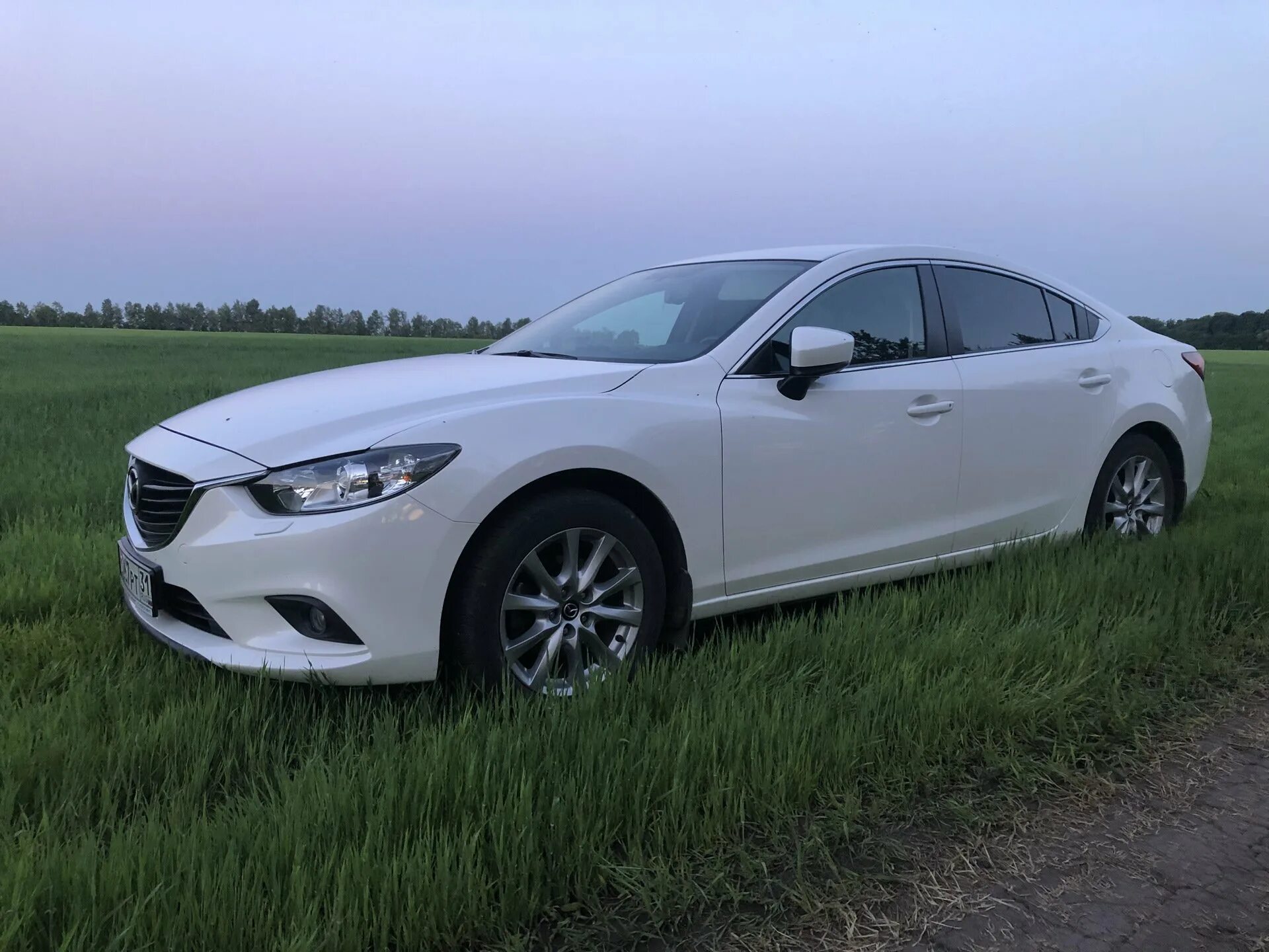 Мазда 6 отзывы владельцев. Mazda 6 белая. Мазда 6 2017 белая. Маздасх6 белая. Mazda 6 White.