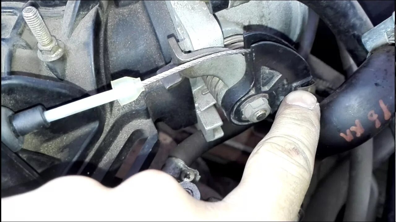 Глохнет при езде