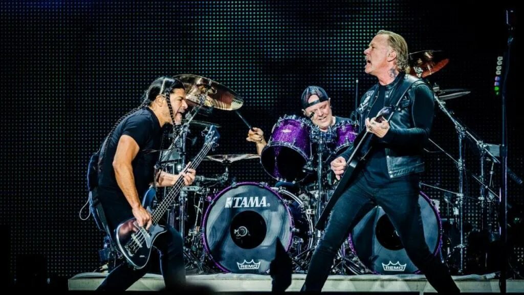 Группа Metallica. Metallica концерт. Metallica 2022. Концерт группы металлика. Музыка группа на рукаве