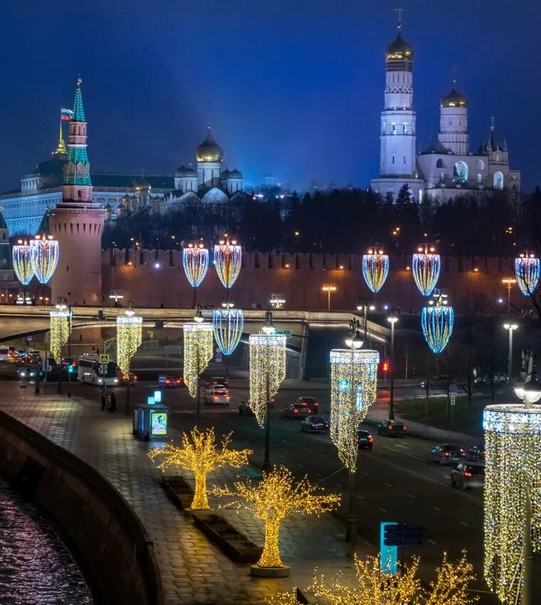 Красная площадь москоу сити\. Москва 2018. Вид москвы 2018 год. Центр москвы ночью. Москва небанальные фото.