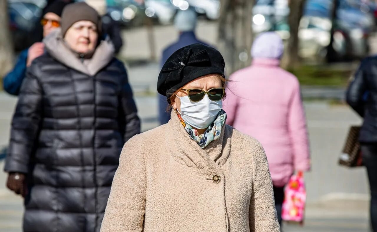 В москве отменили сегодня. В москве отменили масочный режим. В москве отменили. Ковид масочный режим в москве в школе. Масочный режим отменен.