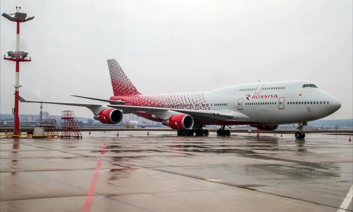 Вылеты самолетов россия. Boeing 747 АК Россия. Самолет Боинг 747 авиакомпания. Самолет авиакомпании Россия Боинг 747. Боинг 737 АК Россия.