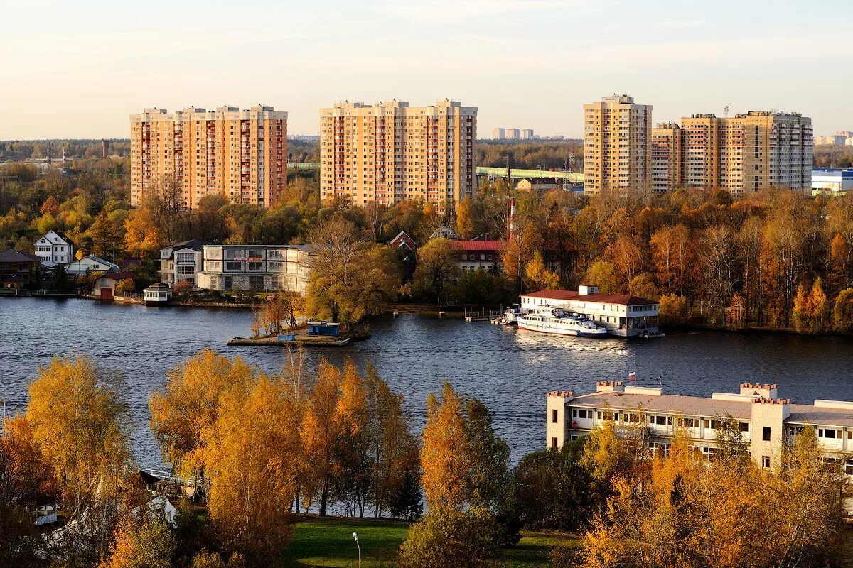 Центр город долгопрудный. Долгопрудный московская. центральный парк долгопрудный. долгопрудный центр города. жк хлебниково долгопрудный.