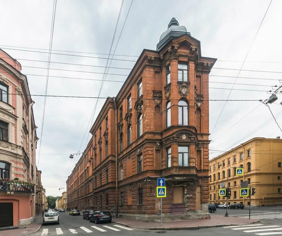 Доходный дом никонова в санкт-петербурге. Улица чайковского дом 3 санкт-петербург. Стрелка васильевского острова шар. Сердце дома спб. Санкт-петербург.