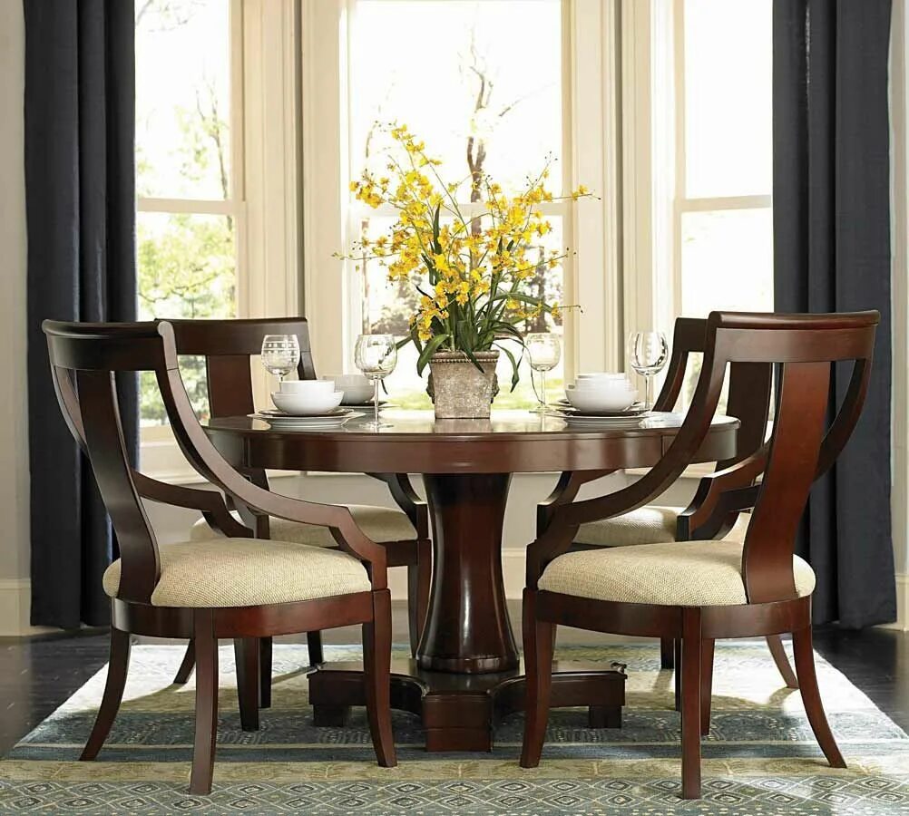 Стулья для залы. Round dining table a482. обеденный стол barnes round dining table. стол arianna dining table. стол и стулья для гостиной.