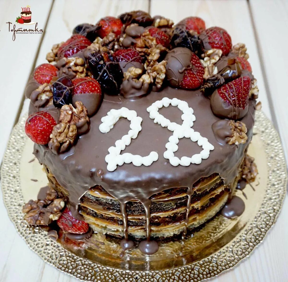 Тортики на день рождения. Торт на 28 лет. Торт на 28 лет. Торт мужу на день рождения 29. Мужской торт.