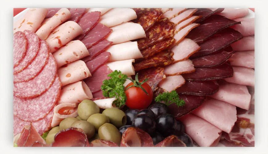 Сардельки. Рацион питания кормящей матери. Вареная колбаса при гв. Колбаса молочная. Колбаса при гв.