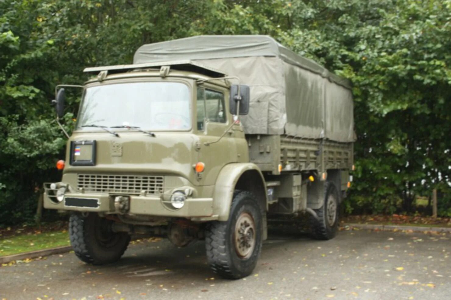 Где груз военных. Bedford MK 4x4. Военный грузовик Bedford tj65. Ford Bedford. Грузовик Bedford MK.