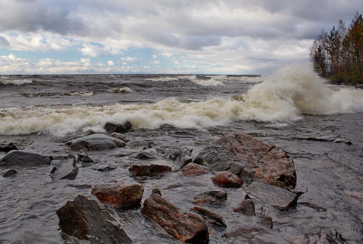 катастрофа онежское озеро. онежское озеро лодка. республика бурятия, кабанский район, село выдрино. катастрофа онежское озеро. купаемся в карелии.
