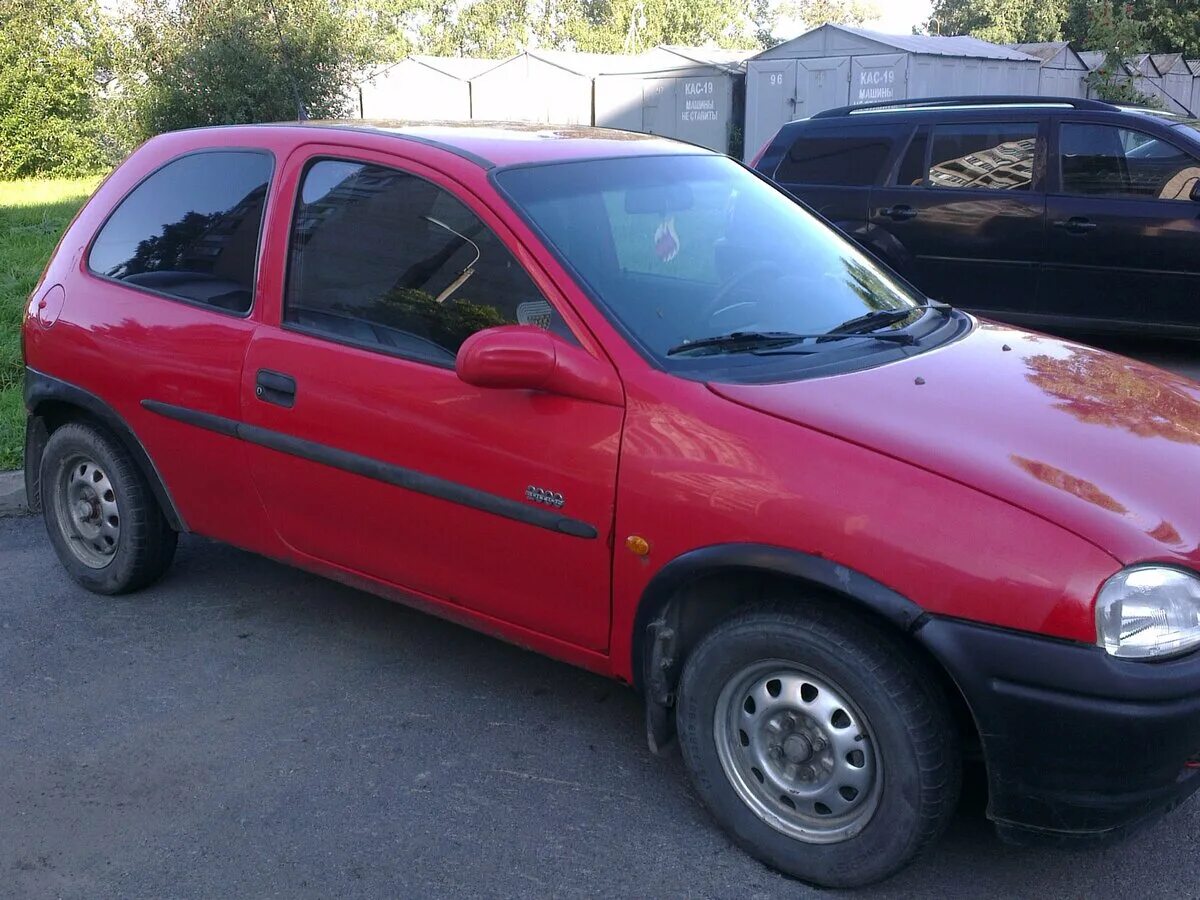 Купить опель 2000 года. Opel Corsa b 2000. Opel Corsa b 2000 года. Опель Корса 2000 хэтчбек. Opel Corsa 2000-2003 красная.