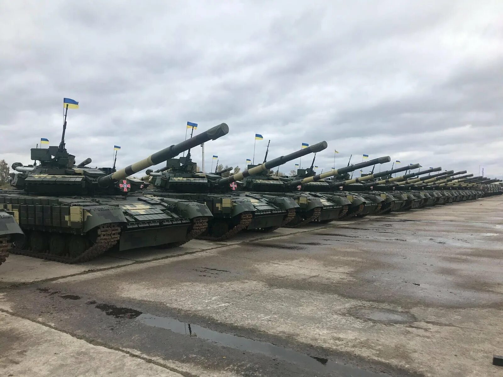 Ukraine Army t-72av. Ukraine Army t-80. Танковый Строй. Т 64 В Российской армии 2018