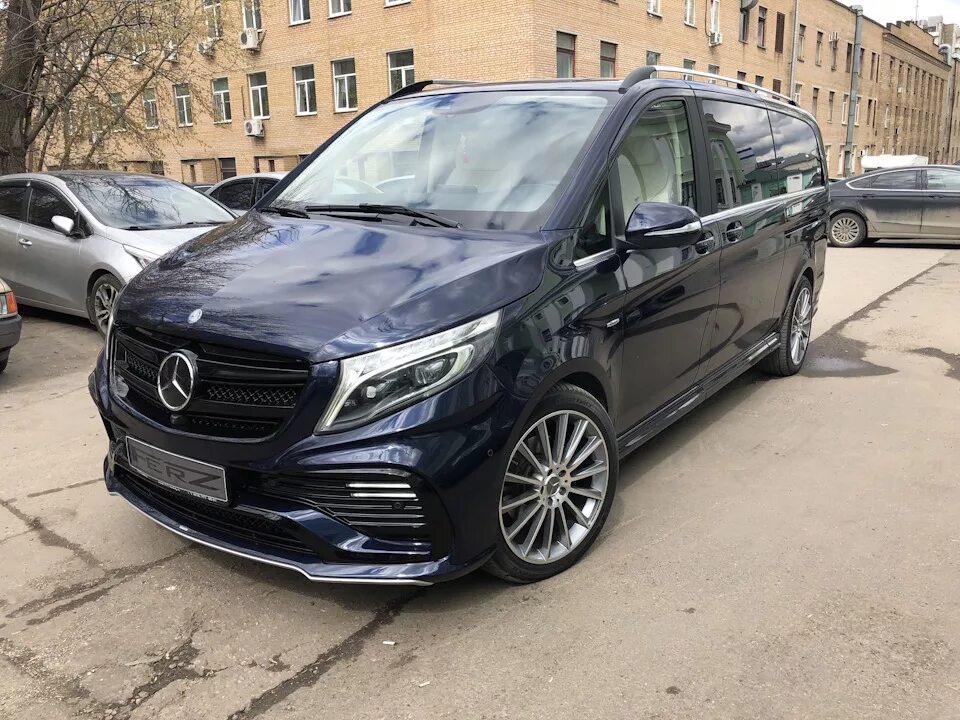 Бампер передний mercedes Benz W447  V447 купить в Москве Авито