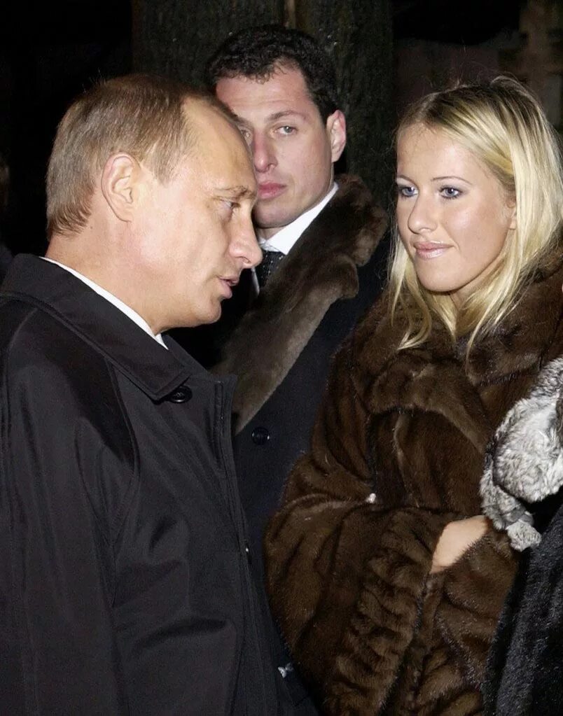 Крестный отец ксении собчак. Крестный дочери Путина.