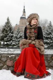 Зимний народный костюм