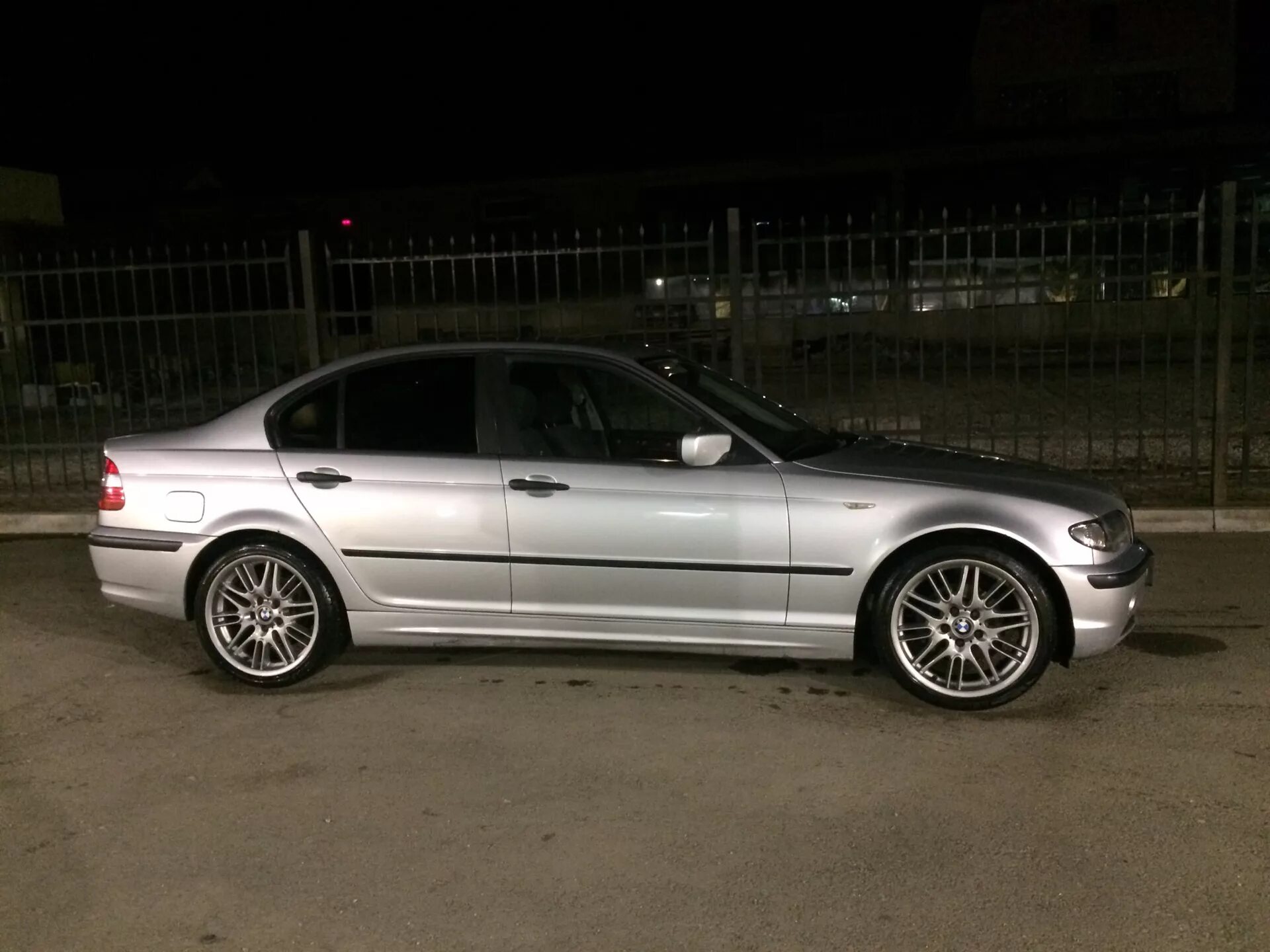 Колеса е46. БМВ е46 r18. 65 Стиль БМВ е46. БМВ е46 r17. BMW e46 65 стиль.