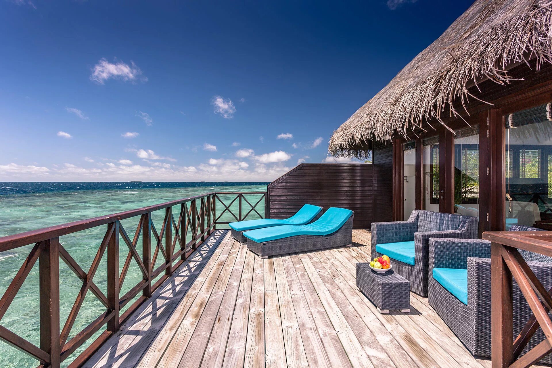 Bandos island resort. Отель Bandos Island Resort & Spa 4*. Отель Bandos Maldives 4. Мальдивы Bandos Maldives. Остров Bandos Мальдивы.