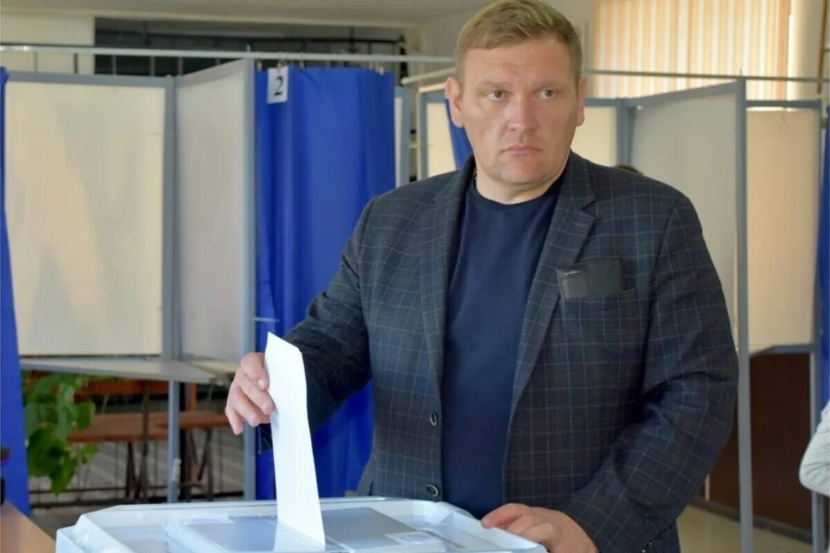 Глава проголосовал. Сидоров глава михайловского района. глава администрации михайловского района.