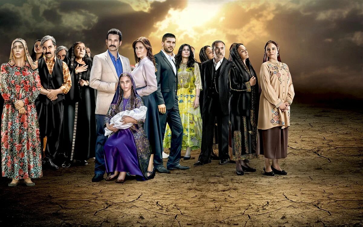 Маленькая невеста турецкий сериал. Маленькая невеста зейнеп. Маленькая невеста турецкий сериал. Чагла шимшек маленькая невеста. Чагла шимшек маленькая невеста.