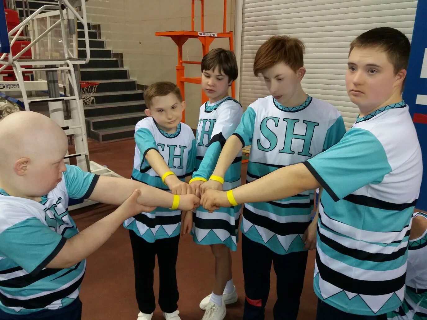 Мать и дитя уфа официальный сайт. Мать и дитя пермь официальный сайт клиника. Дитя пермь. Группа компаний мать и дитя. Академия для малышей.