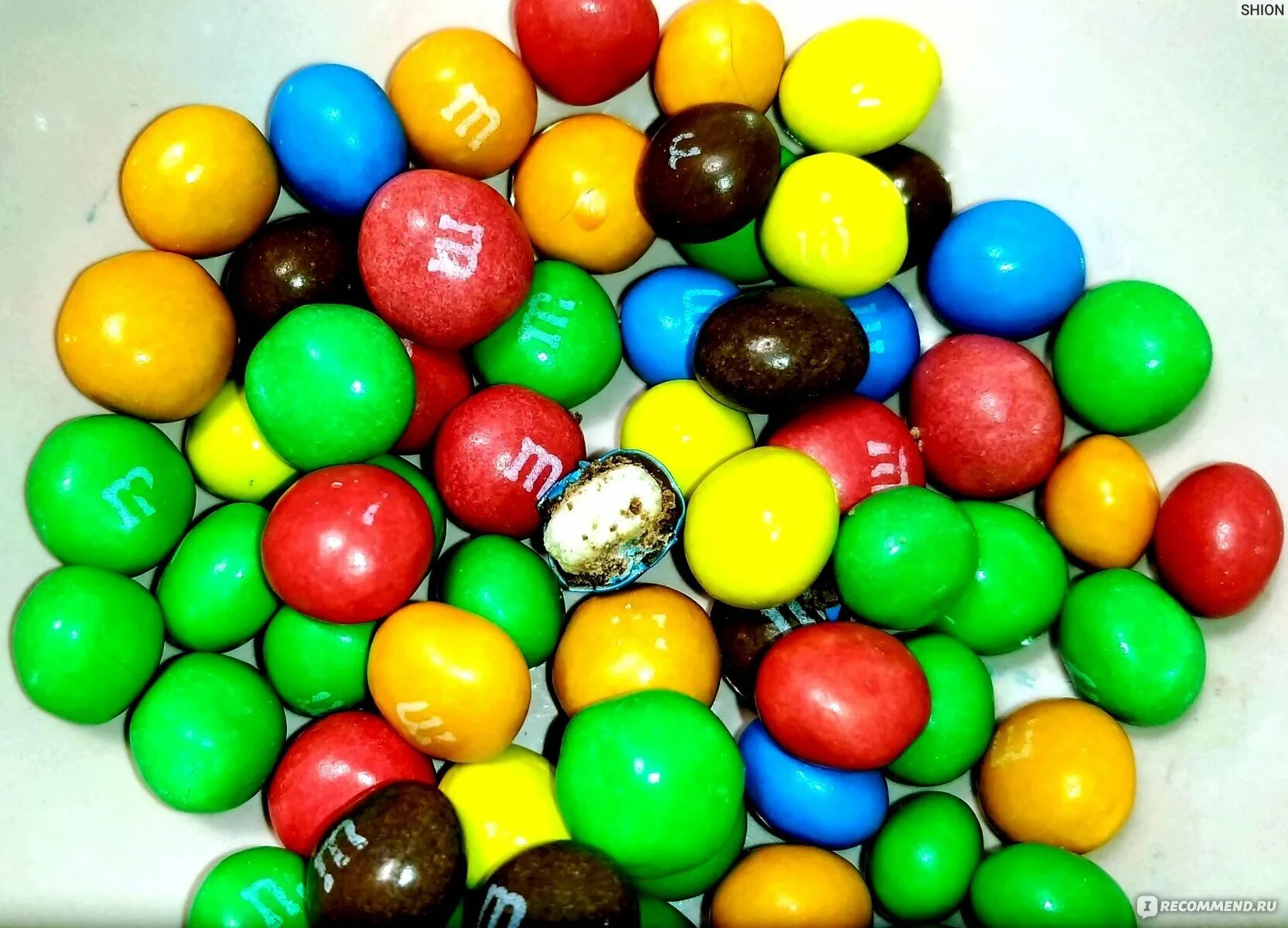 Ммдемс фото. Драже Марсианка ( m&m's ). Конфеты драже в разноцветной глазури. Шоколадное драже в цветной глазури. Ммдемс конфеты.