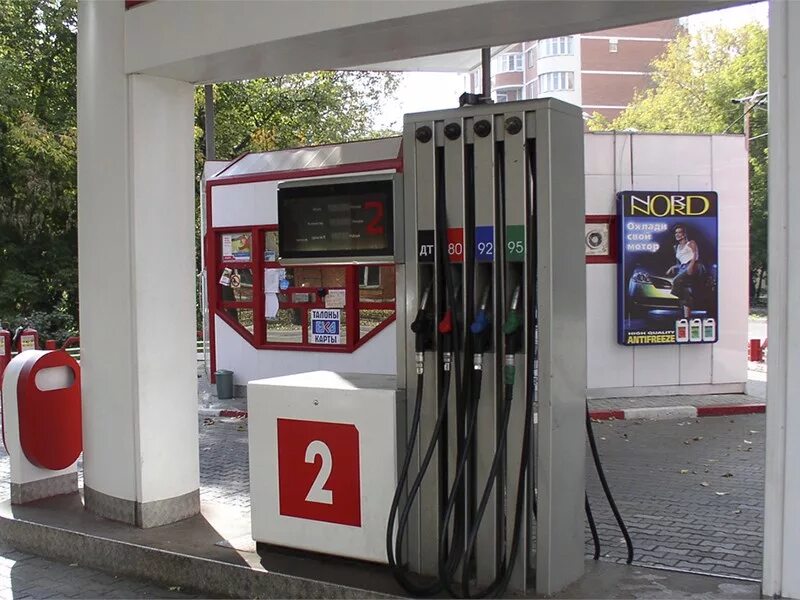 колонка шельф 100. заправочные станции для автомобилей. колонка азс. топливораздаточная колонка лукойл. колонка азс.
