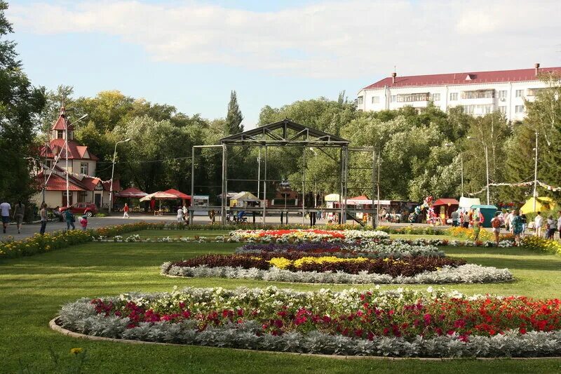 Чиновники проиграли суд из-за туалета в горсаду Кургана - URA.RU