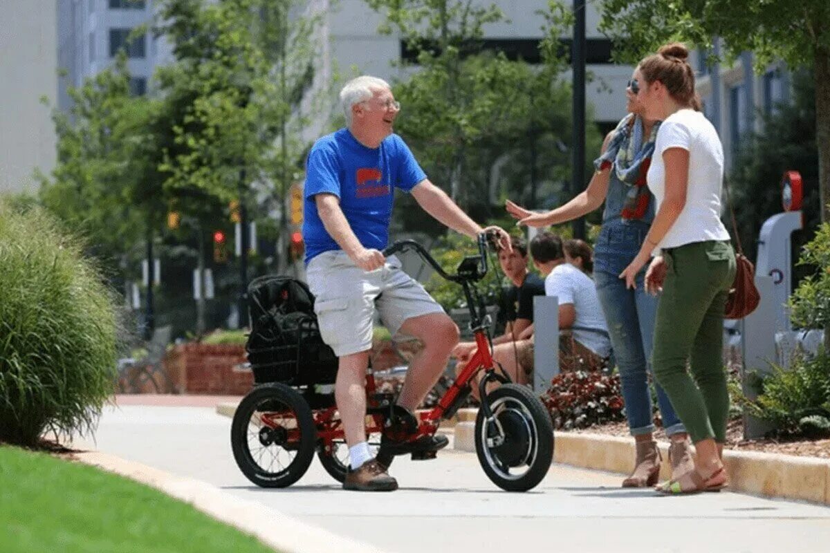 Купить электровелосипед для пожилых людей. Электровелосипеды для пожилых. Велосипед для пожилых людей. Электровелосипед для пожилых. Электровелосипед для пенсионеров.