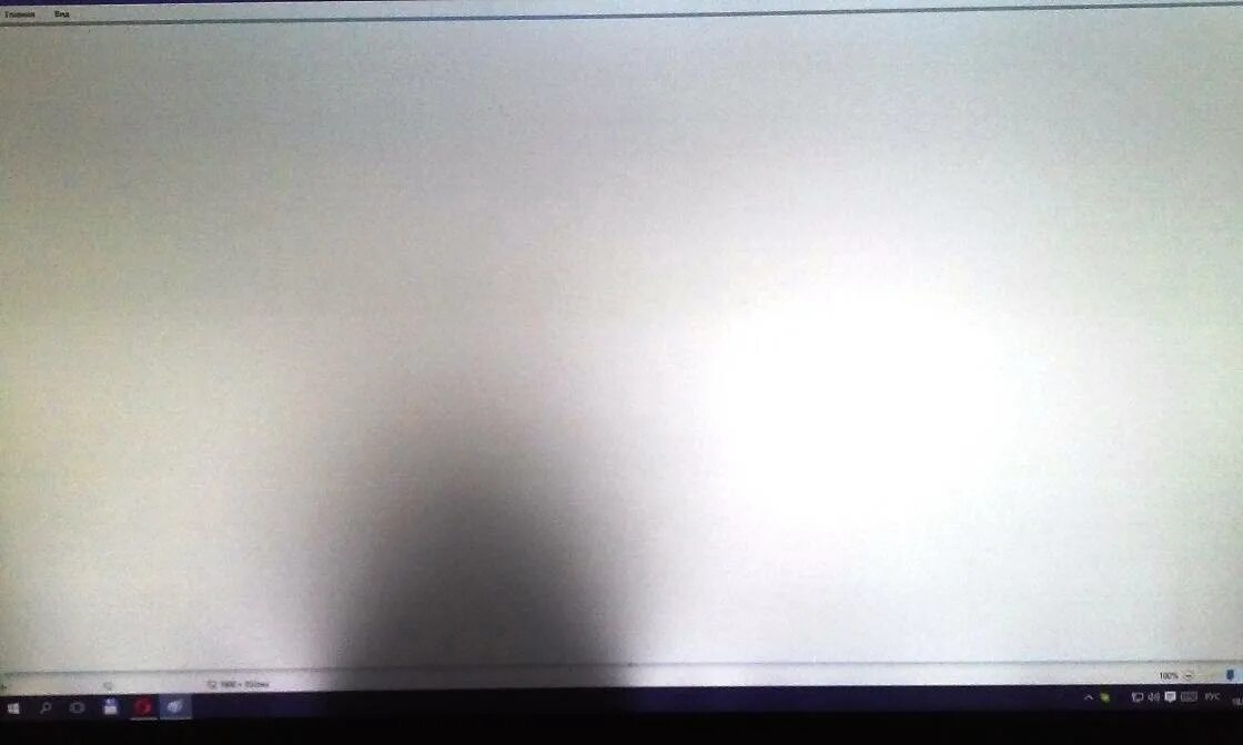 Темные пятна на телевизоре Samsung. Тёмные пятна на экране телевизора LG. Темное пятно на мониторе. Пятна на экране телевтзор. Причина темного экрана телевизора